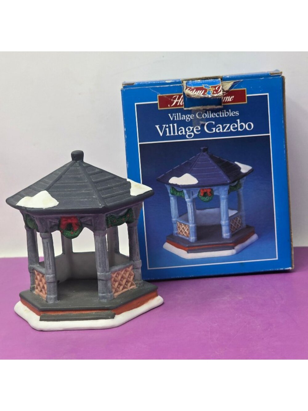 Village Collectibles Holiday Time Village Gazebo Christmas Resin Decor